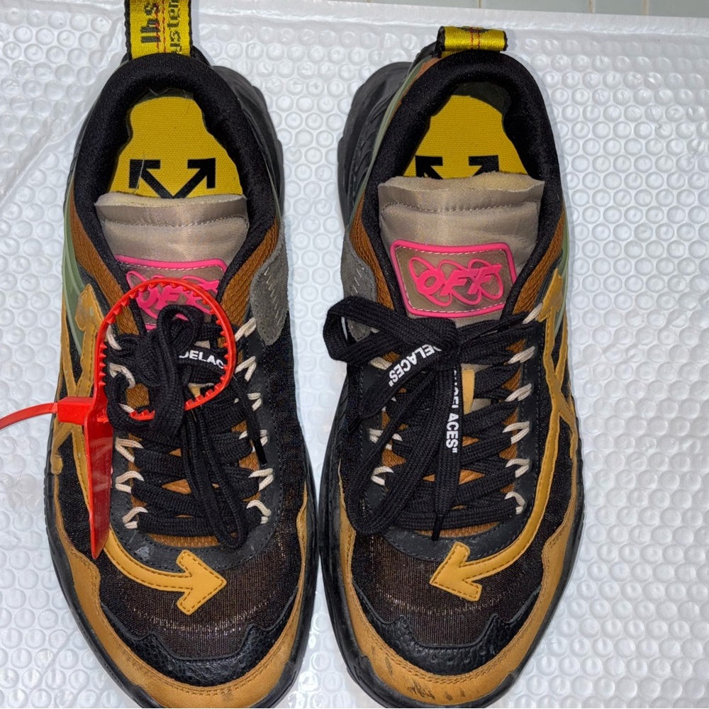 Stylish Black and Brown Men's Shoes